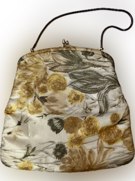 Ingber Handbags - Vintage Ingber Floral Frame-Top Evening Clutch in Cream, Gold and Green
